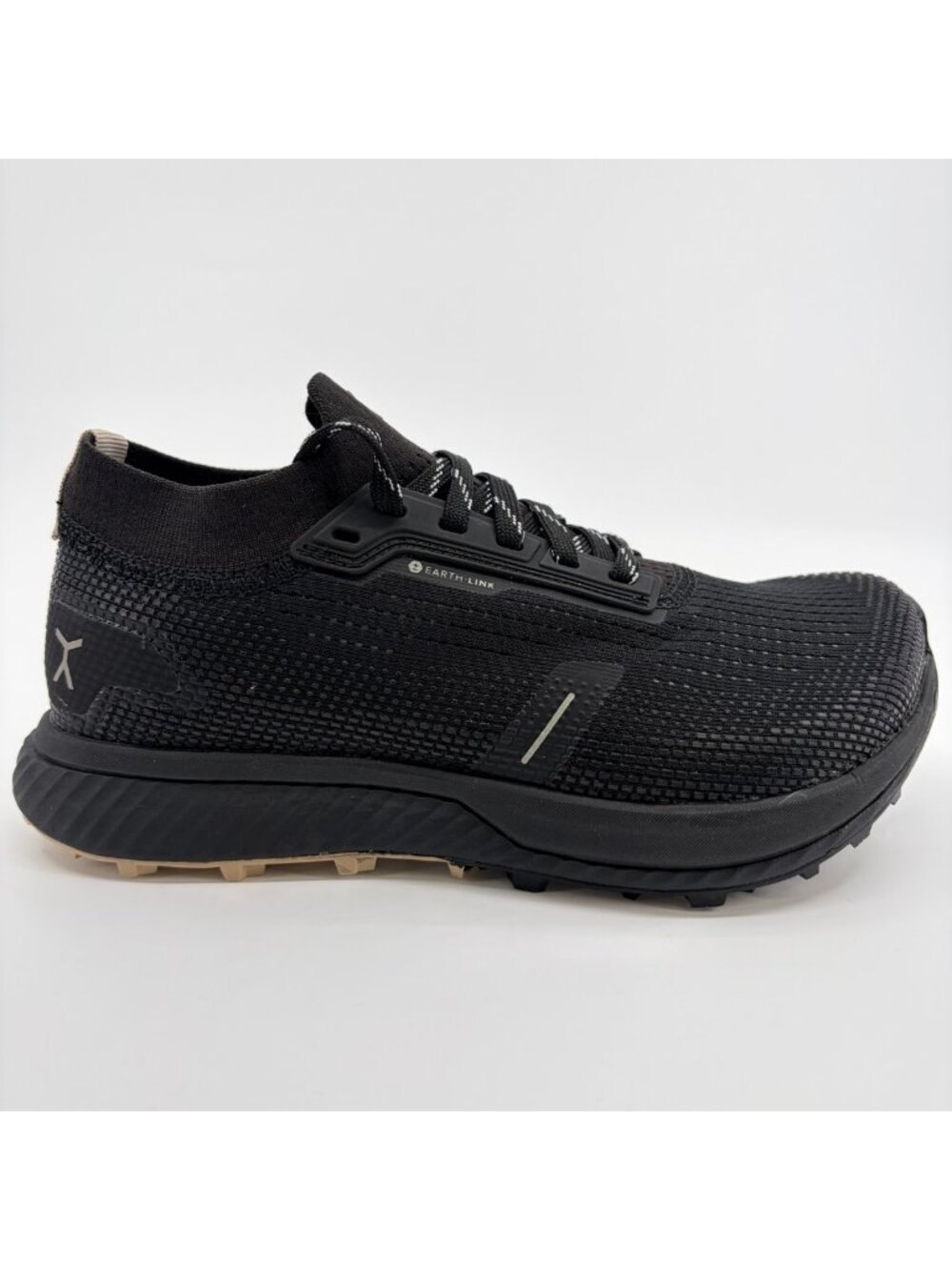 Flux Footwear Adapt Trail Runner Black Womens Size 6.5 Athletic Shoes Sneakers